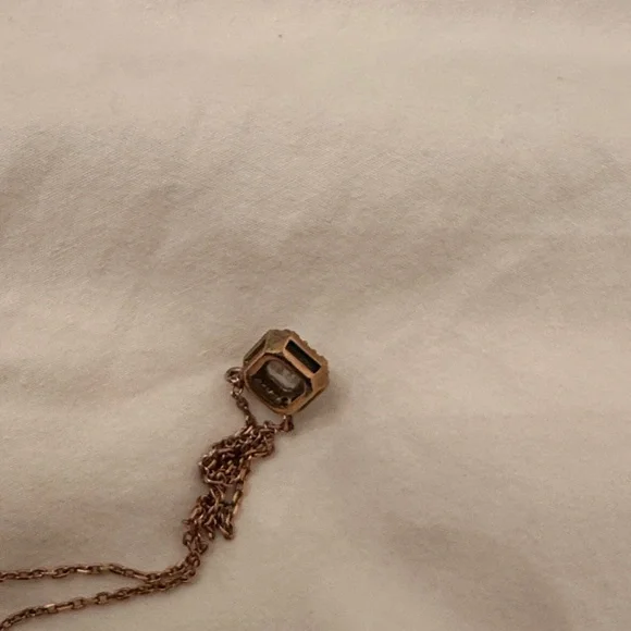 Henri Bendel rose gold pendant necklace - Picture 5 of 5